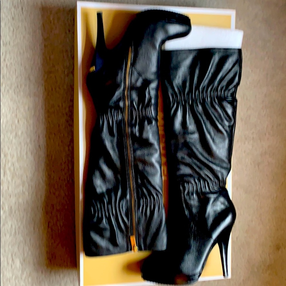 Michael Kors Knee high black boots